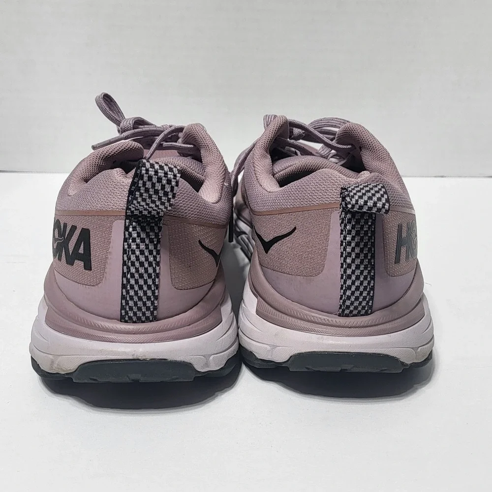 Hoka One One hoka one